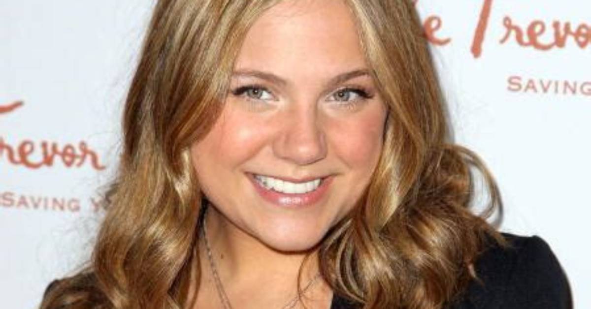 Lauren Collins Net Worth