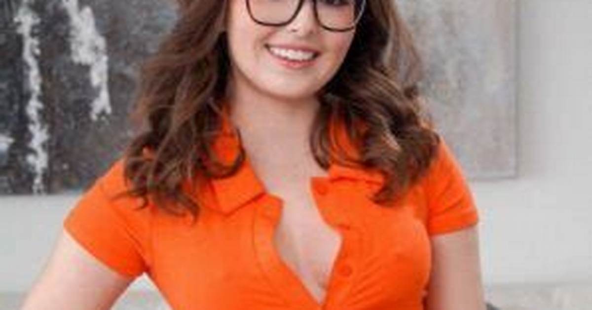 Leana Lovings-Adult Actress| Net Worth, Age, Height, Weight, Wiki, Bio & Bf and Wiki!