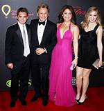Lesly Brown Bio: Who's Wife of Famous Husband Pat Sajak? Age to Ethnicity