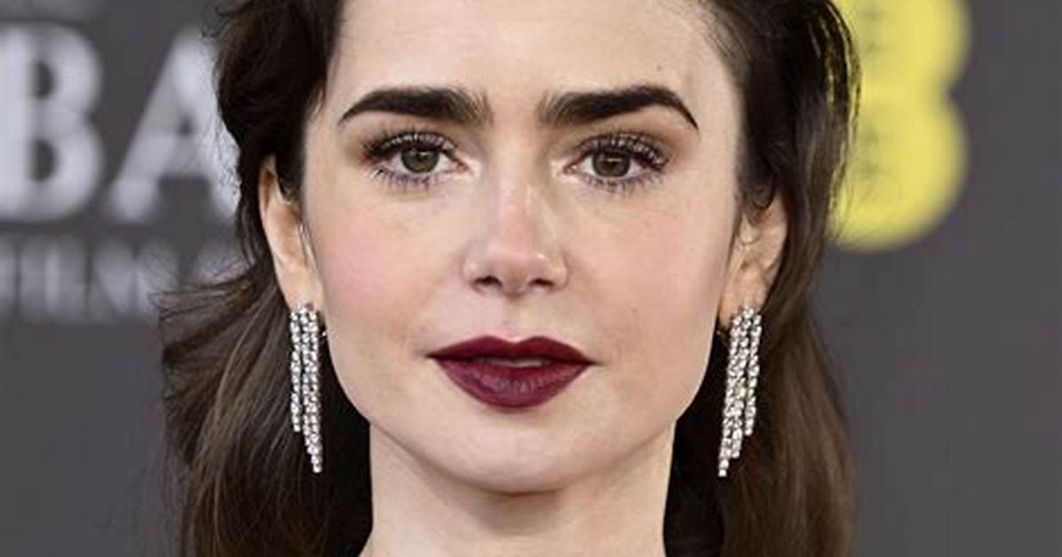 Lily Collins