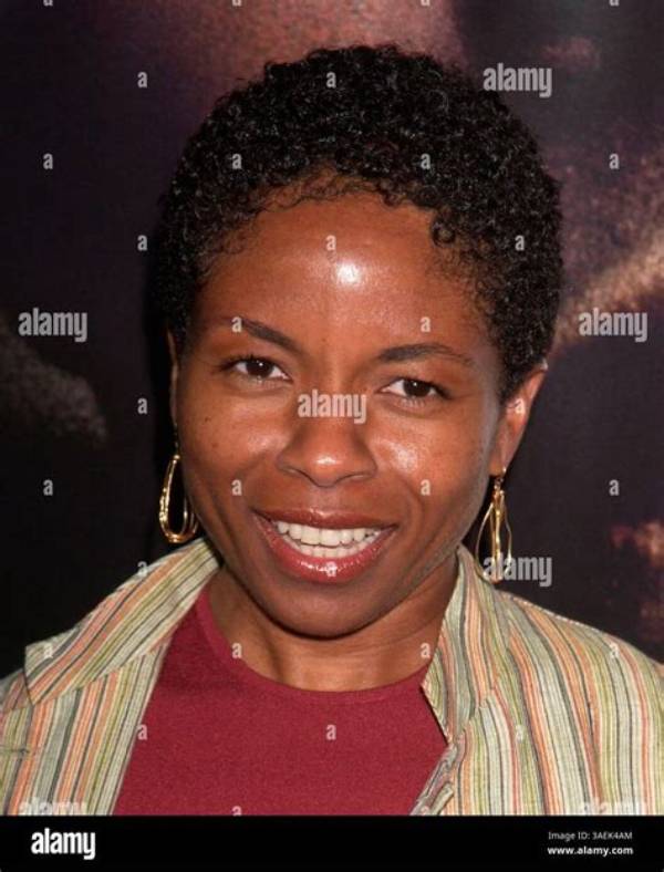 Lisa Gay Hamilton Net Worth 2024