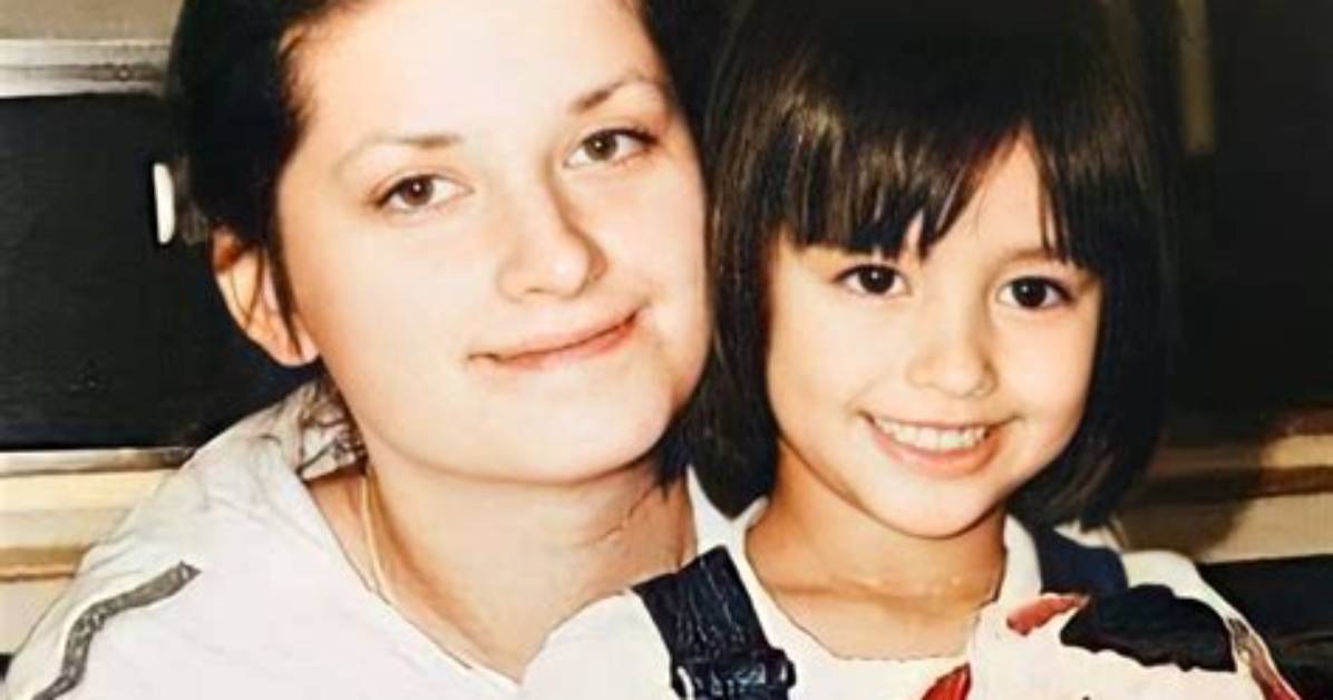 Liza Soberano | Parents | Jacqulyn Elizabeth and John Castillo
