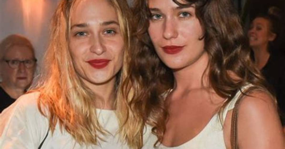 Lola Kirke Net Worth