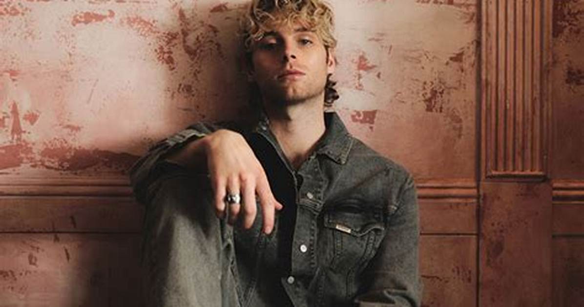 Luke Hemmings