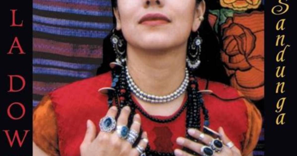 Lyrics & Translations of Pueblos by Lila Downs & Sara Curruchich