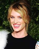 Mackenzie Davis Bio: Age, Height, Net Worth, Is She Gay?