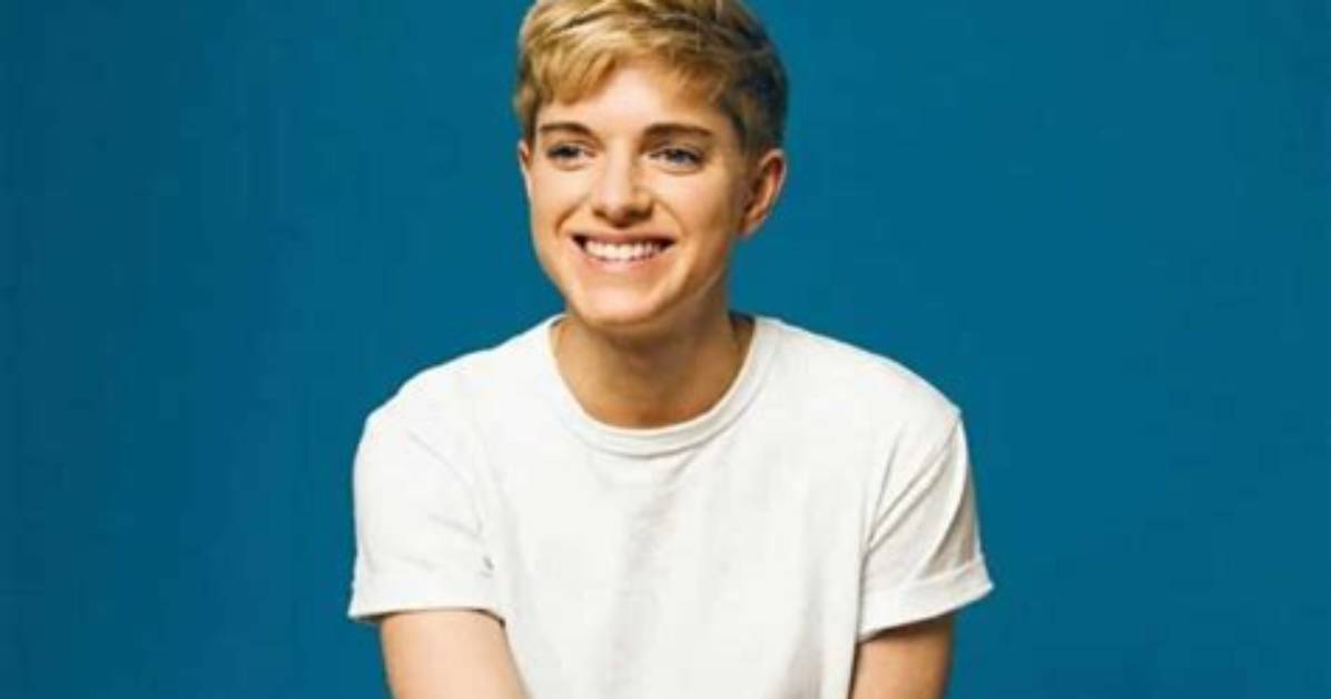 Mae Martin Comedy, Bio, Wiki, Age, Height, Wife, Netflix, Shows, and Net Worth