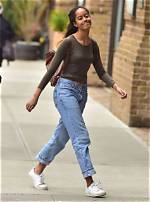 Malia Obama Net Worth – How Much Is Malia Obama Worth?