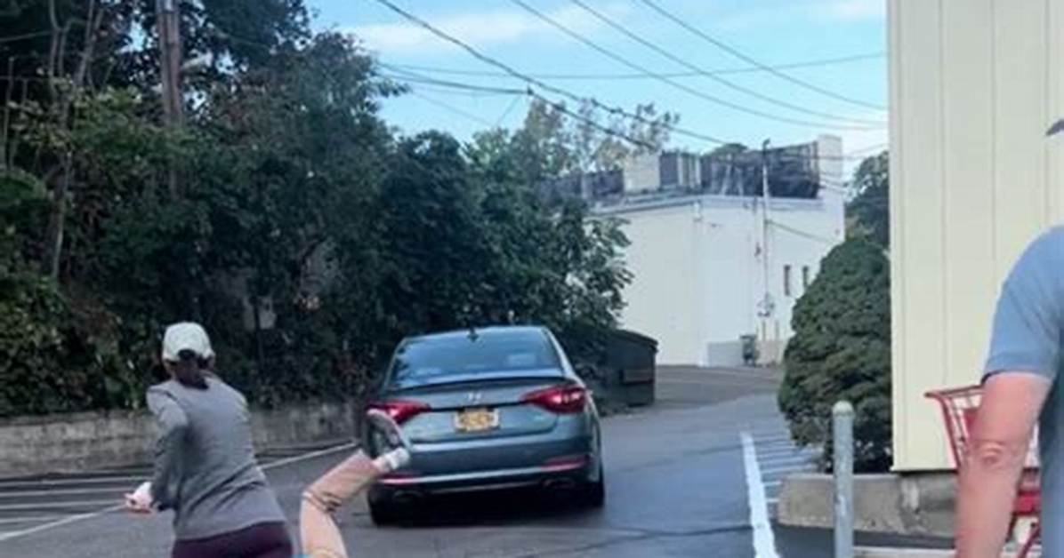 Man Tries to Flee Scene of Accident in Slow-Motion After Backing into Someone’s Car