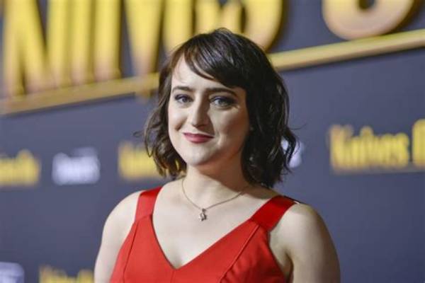Mara Wilson | Bio, Age, Net Worth, Relationship, Career