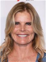 Mariel Hemingway Actress, Bio, Wiki, Age, Height, Boyfriend, Movies, and Net Worth
