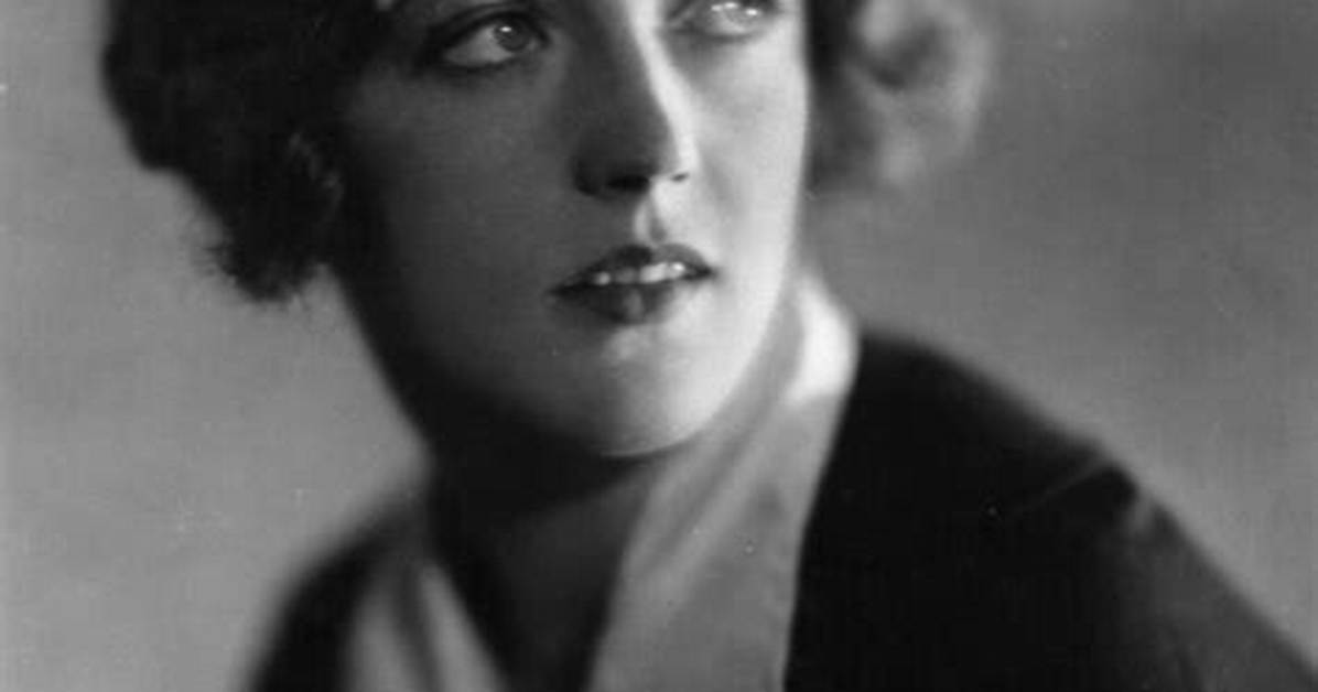 Marion Davies Height