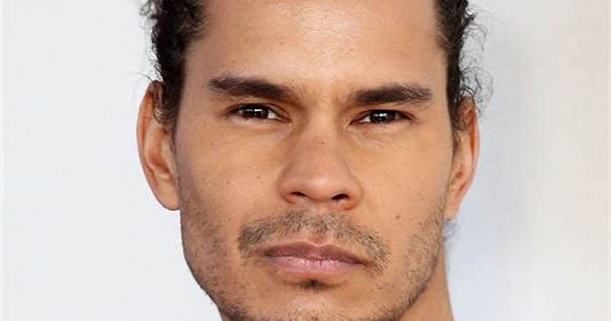Mark Coles Smith – Actor | Wiki, Age, Height, Net Worth, Relationship, Ethnicity, Career