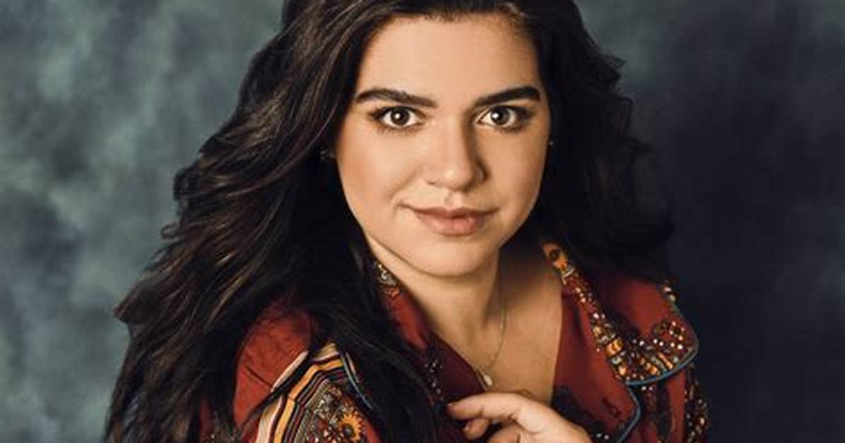 Mayan Lopez