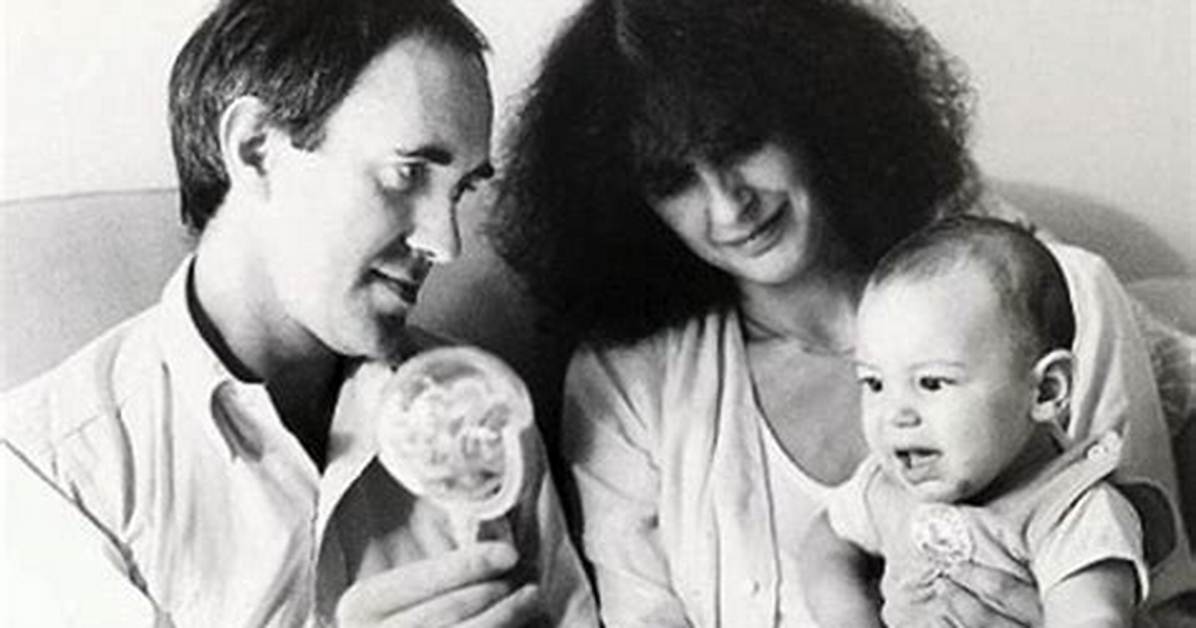 Meet All of Jonathan Pryce’s Children and Know What They Are Doing
