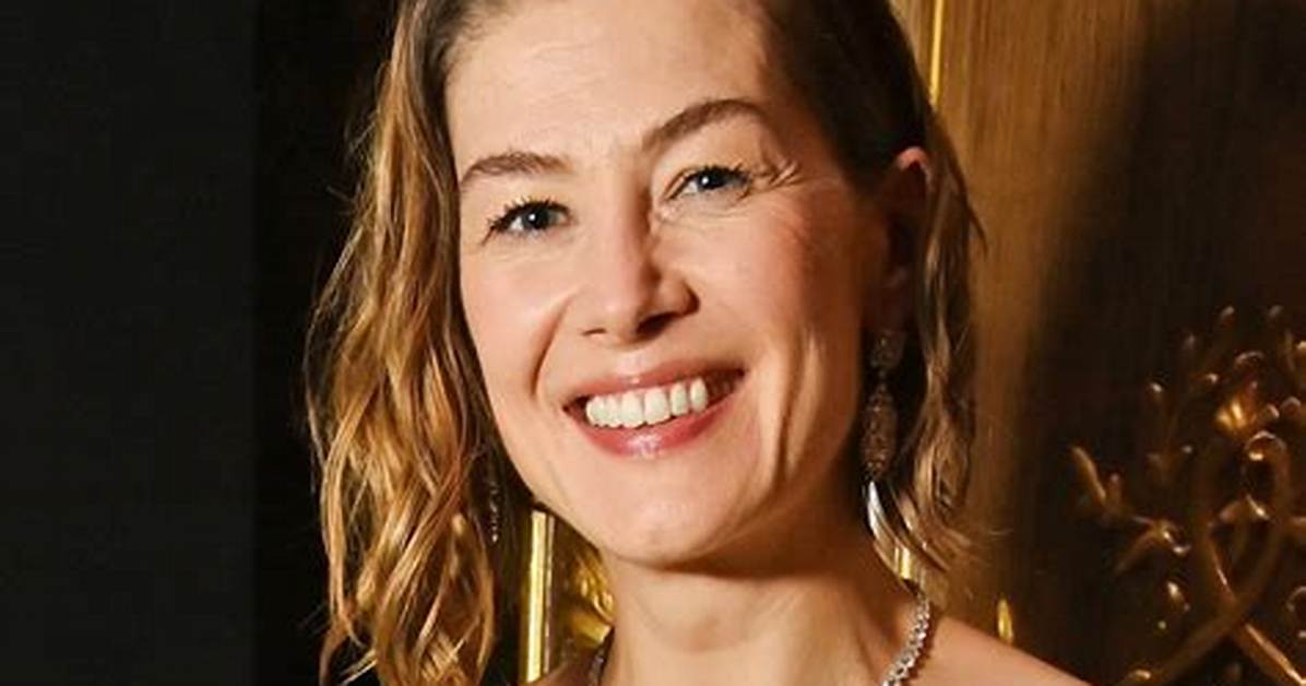 Meet Atom Uniacke – Photos of Rosamund Pike’s Son with Partner Robie Uniacke