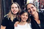 Meet Bella Conlan – Photos of Tracy Reiner’s Daughter with Husband Matthew Theodore Conlan