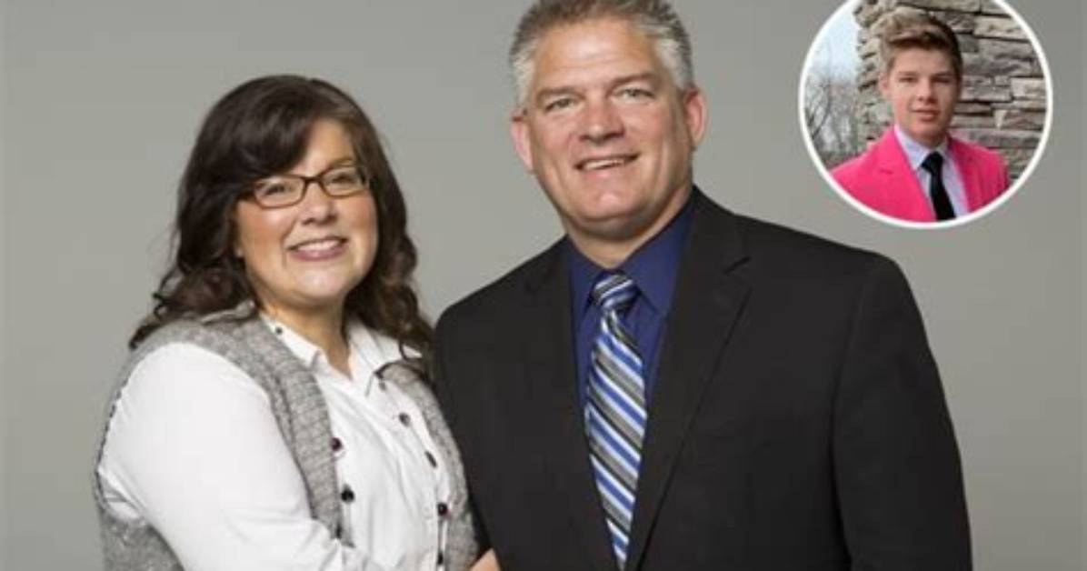 Meet Jackson Bates – Photos of Kelly Jo Bates’ Son with Husband Gil Bates