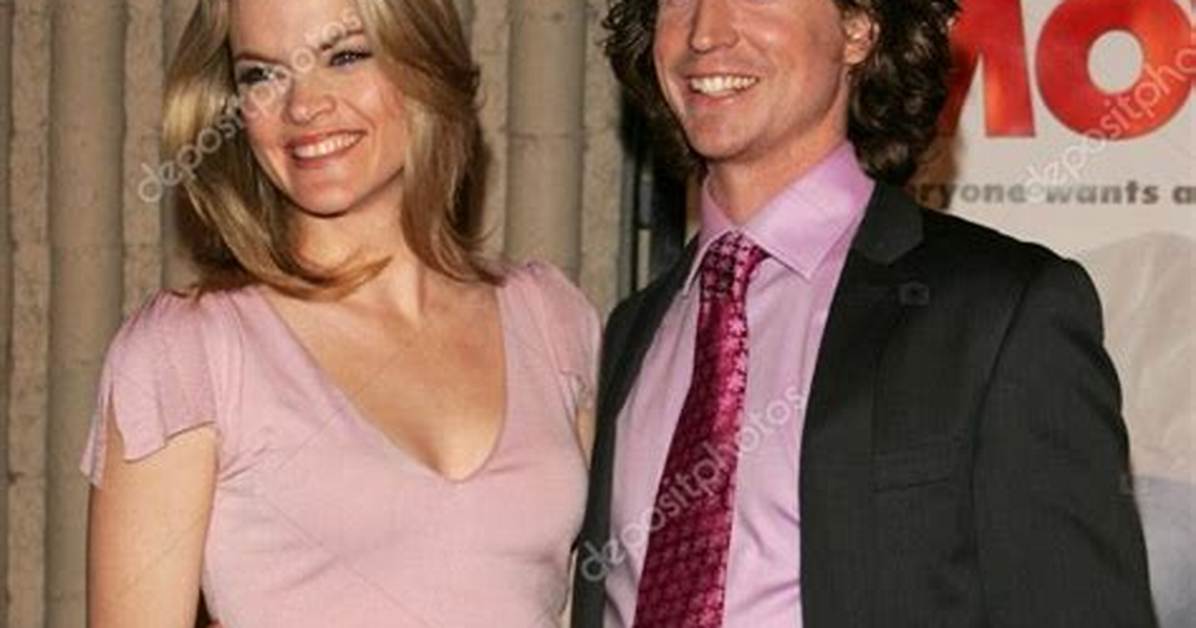 Meet Josh Adam Meyers Girlfriend Missi Pyle: Relationship Timeline