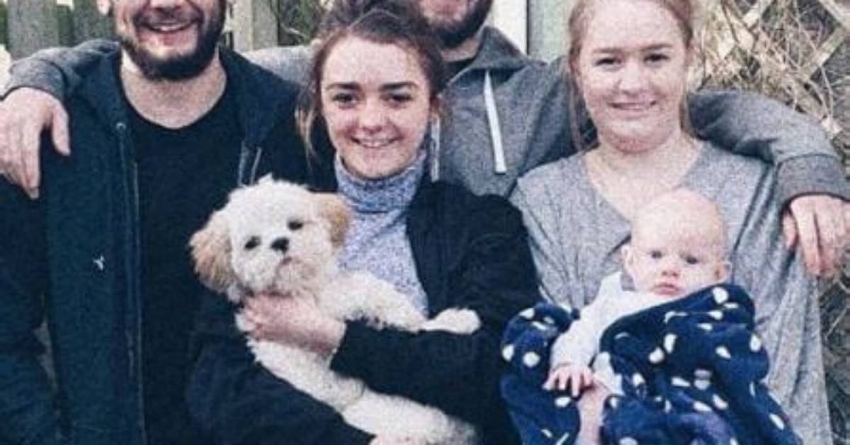 Meet Maisie Williams Brothers James and Ted, Sister Beth