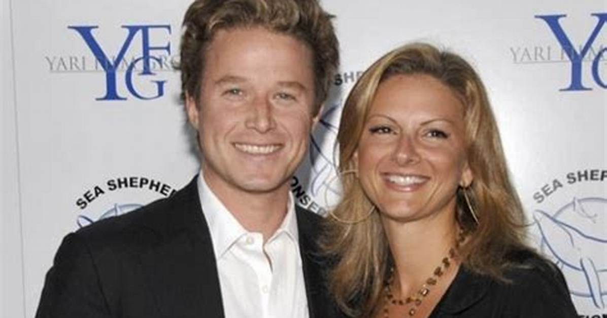Meet Sydney Davis – Photos of Billy Bush’s Wife and Mother of Three Daughters