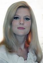 Meredith Macrae Net Worth