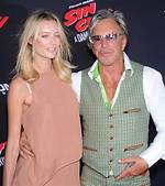 Mickey Rourke Net Worth – How Much Is Rourke Worth?