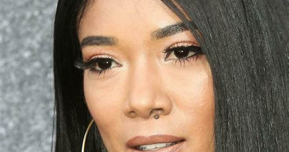 Mila J