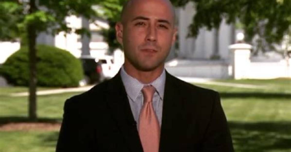Mola Lenghi Cbs News, Bio, Wiki, Age, Height, Family, Wife, Salary, and Net Worth