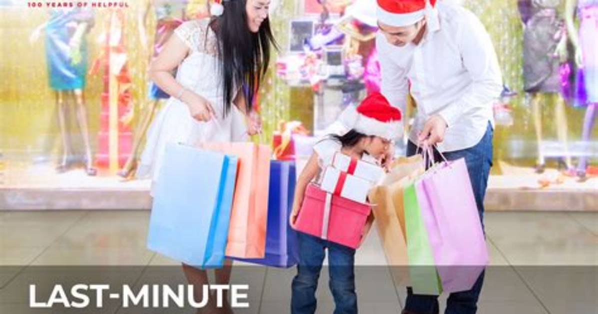 Need a Few Last-Minute Items? These Stores Will Be Open on Christmas Day 2021
