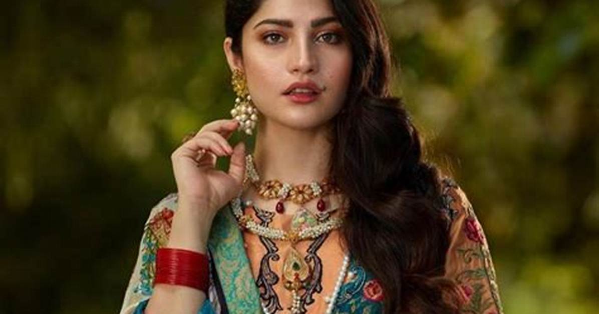 Neelam Muneer – Biography, Facts & Life Story