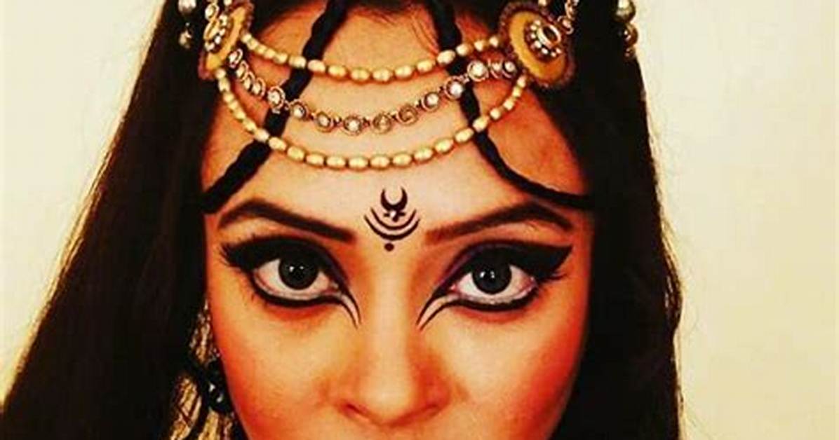 Nehal Vadoliya Wiki, Age, Height, Weight, Boyfriend, Biography & Family