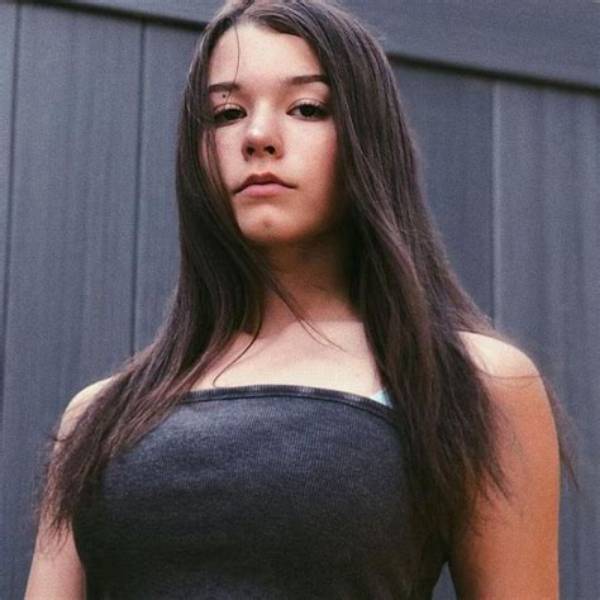 Nikki Woods