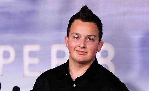 Noah Munck Actor, Bio, Wiki, Age, Height, Girlfriend, iCarly, Youtube, and Net Worth