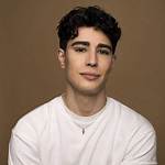 Omid Scobie Weight Loss Journey | Before and After Photo