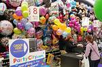 Party City Employee Spends More Than 2 Hours on Order for 306 Helium Balloons