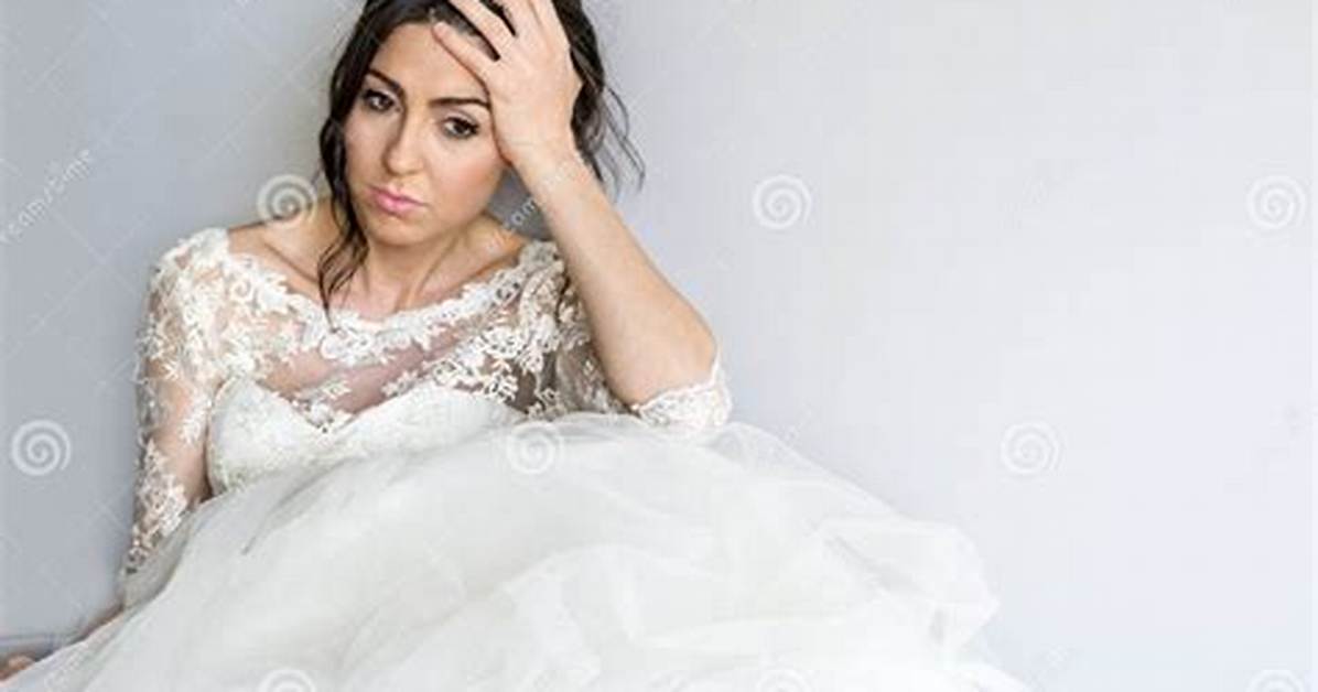 Photos of a Sad Bride on Her Wedding Day Causes Stir on Social Media