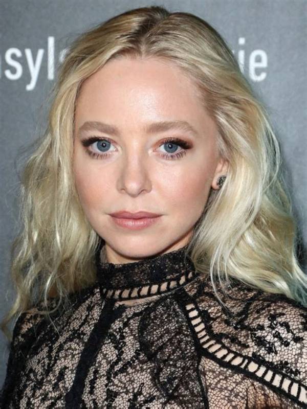 Portia Doubleday Net Worth 2024