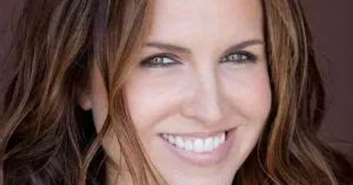 Rebecca Budig | Bio, Age, Net Worth, Relationship, Career