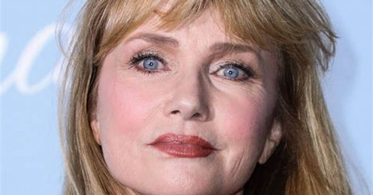 Rebecca De Mornay Height