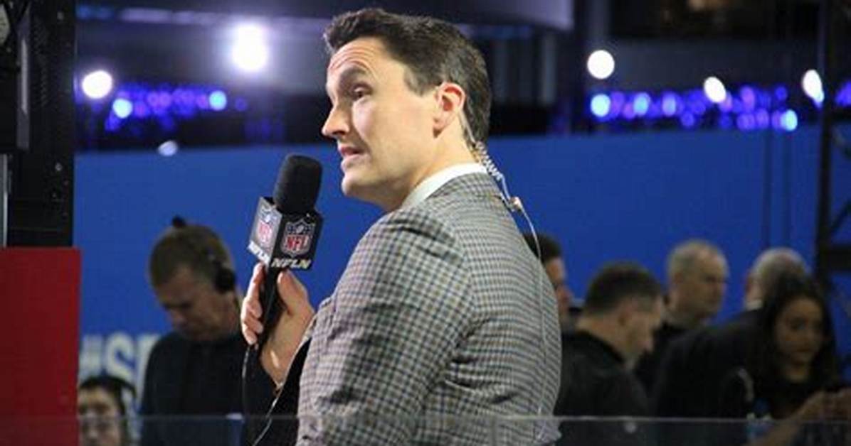 Rhett Lewis Nfl, Bio, Wiki, Age, Height, Wife, Salary, and Net Worth