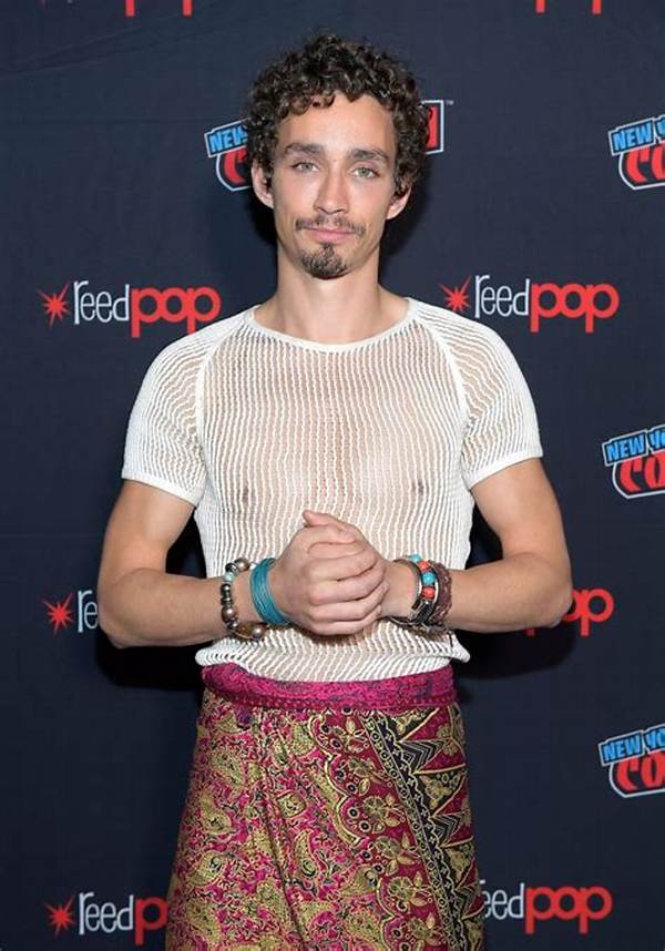 Robert Sheehan Net Worth