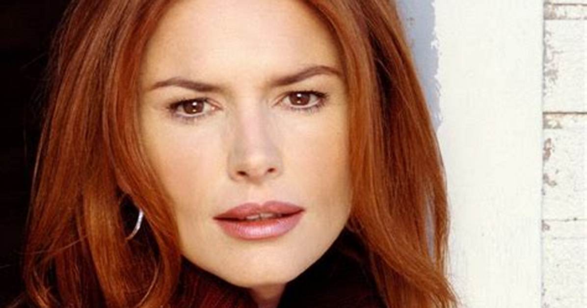 Roma Downey – Irish Actress, Producer and Novelist | Net Worth, Age, Bio, Wiki, Career, Family, Nationality, Ethnicity, Husband, Daughter, Movies, Series and Facts