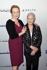 Rosemary Harris Net Worth
