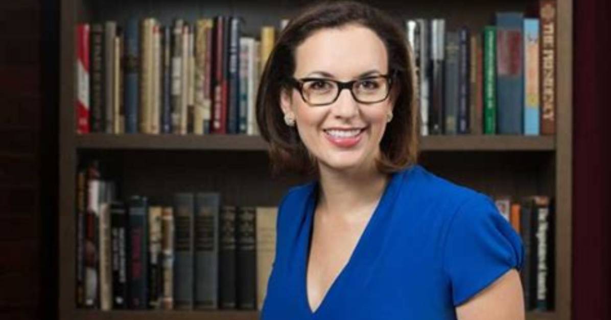 Sarah Isgur Cnn, Bio, Wiki, Age, Height, Family, Husband, Podcast, Salary, and Net Worth