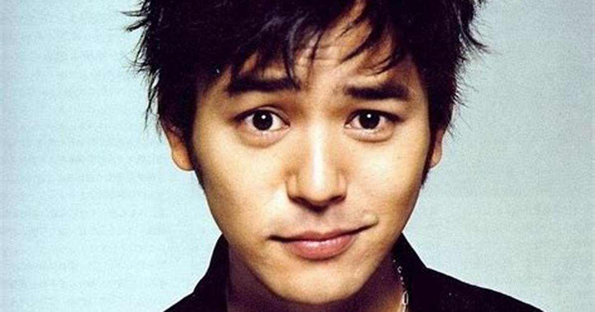 Satoshi Tsumabuki Biography, Facts & Life Story