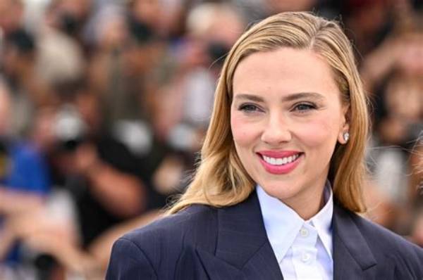 Scarlett Ellis Net Worth – How Much Is Scarlett Ellis Worth?