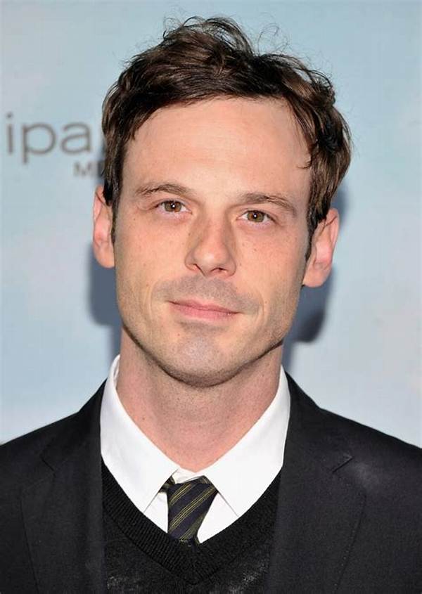 Scoot Mcnairy Net Worth