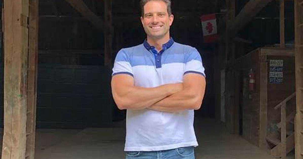 Scott Mcgillivray — Meet the Man Who Sets the Rules in ‘Scott’s Vacation House Rules’