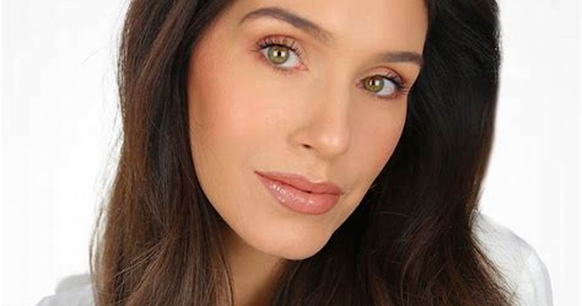 Shea Whitney Net Worth